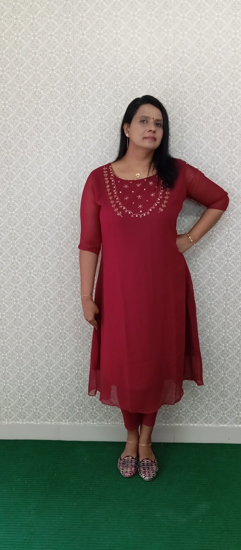 GEORGETTE MAROON HANDWORK- SAL007 - Image 3