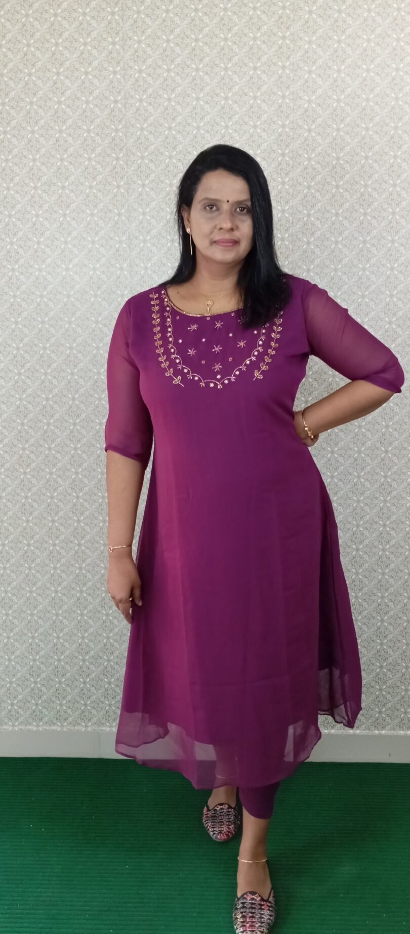 GEORGETTE PURPLE HANDWORK- SAL008 - Image 3