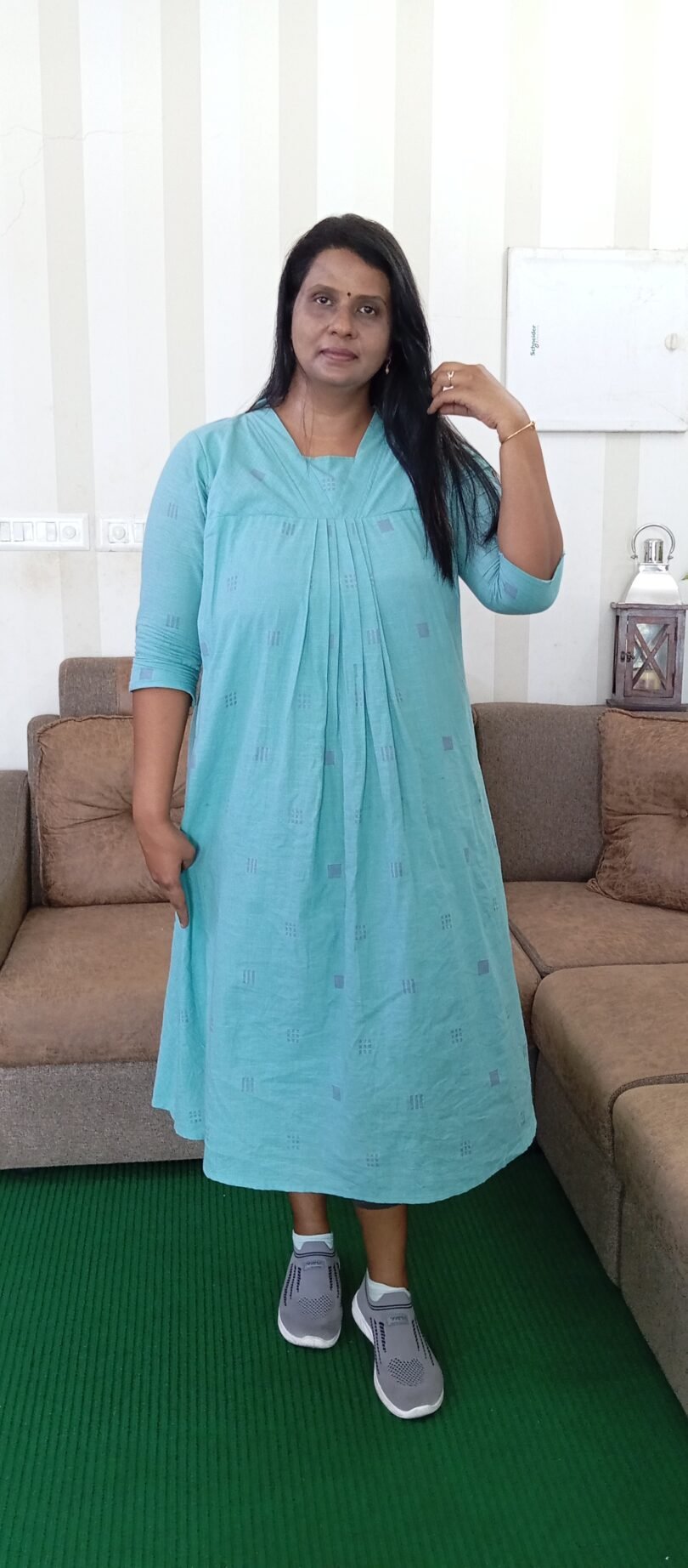COTTON ALINE V-NECK- SAL195