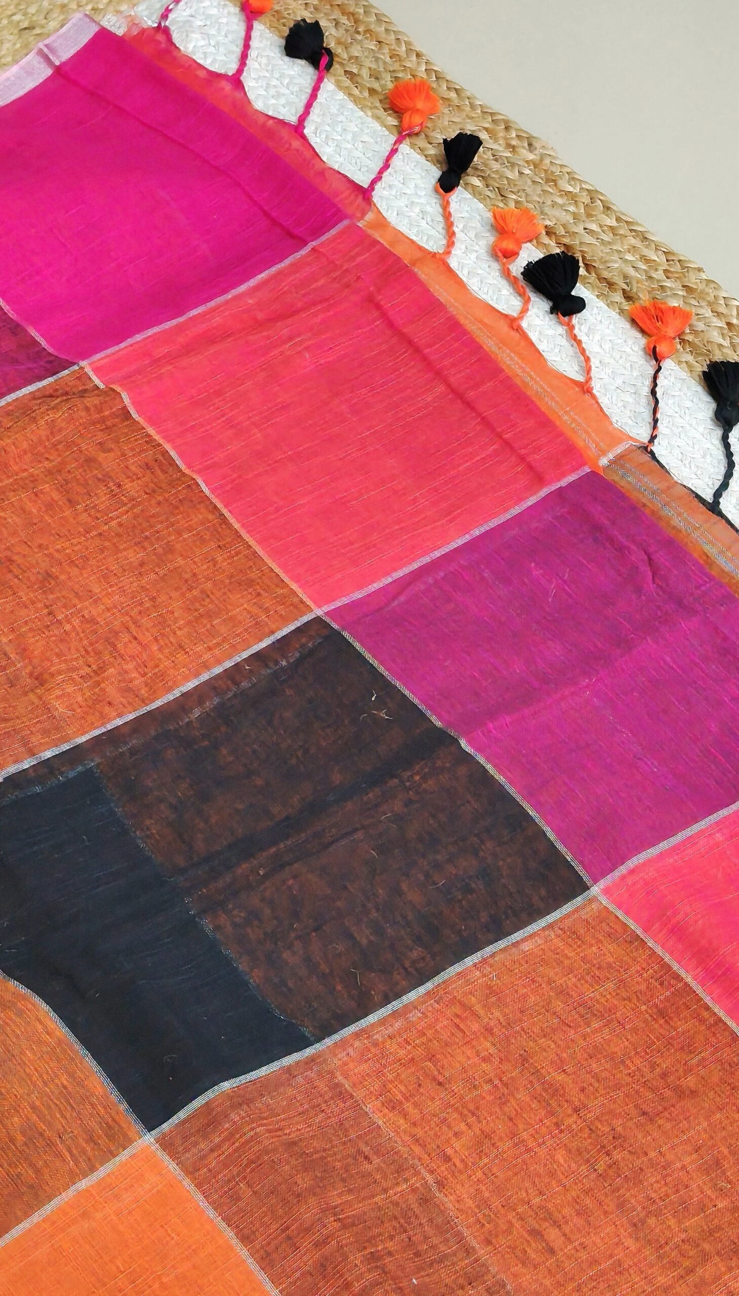 LINEN COTTON SAREE WITH TASSELS - SAL559 - Image 2